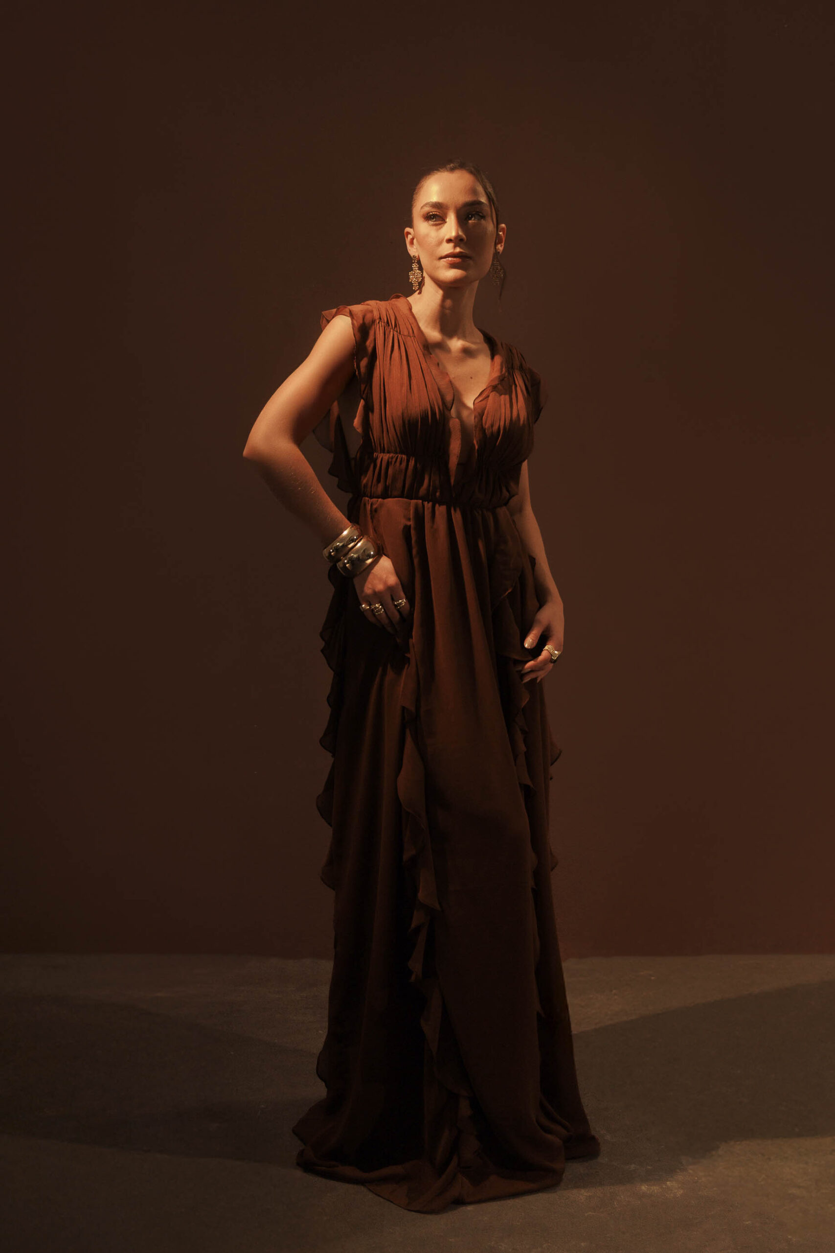 Vestido Babados Marrom - Imagem 7
